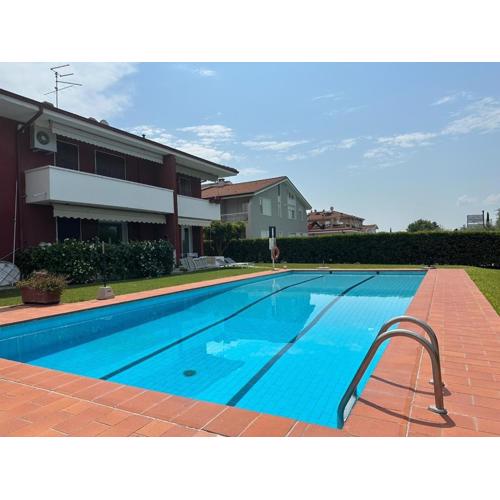 Bardolino Lake Apartments