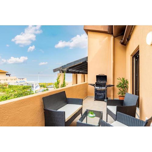 Basilicum, casa con piscina