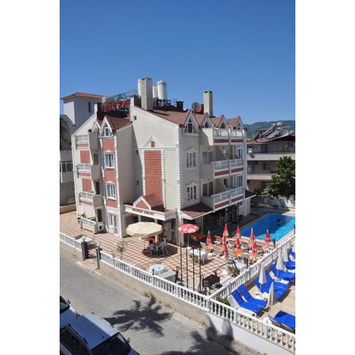 BASILS APART HOTEL