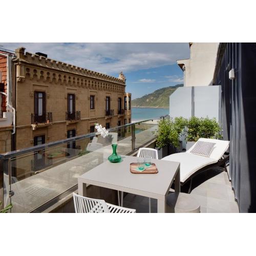 Basque Terrace by FeelFree Rentals