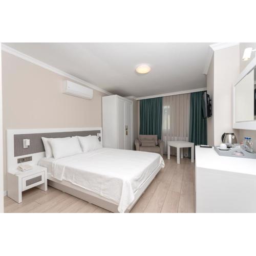 Bay Nihat Otel Lale