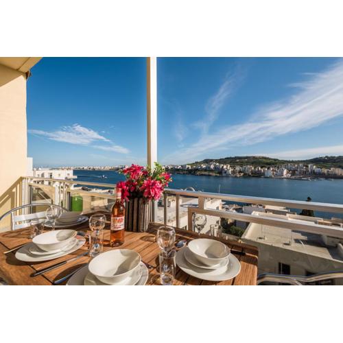 Bayview 2 bedroom seaview apartment with large terrace with panoramic views - by Getawaysmalta