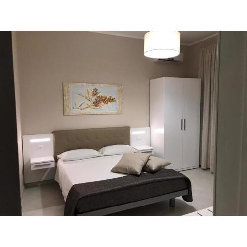 B&B Atena