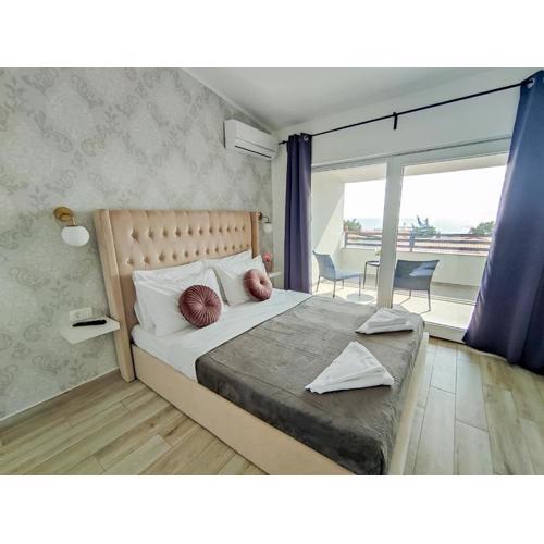 B&B Bloom Apartments