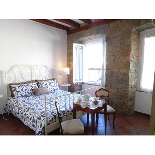 B&B Gens Julia