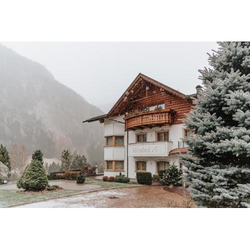 B&B Hotel Mirabel