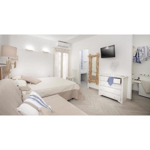 B&B Jolie