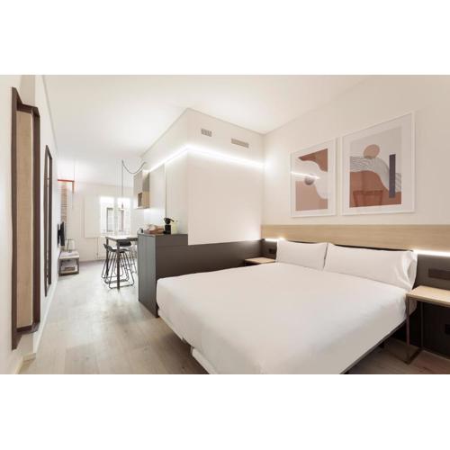 Bcn Town Apartments Born