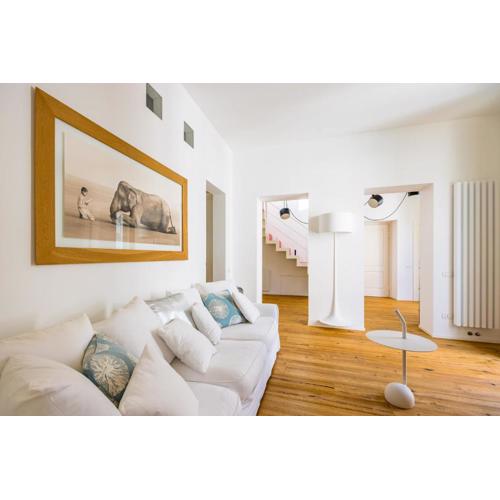 Bdifferent - Terrazza vista mare by Starhost