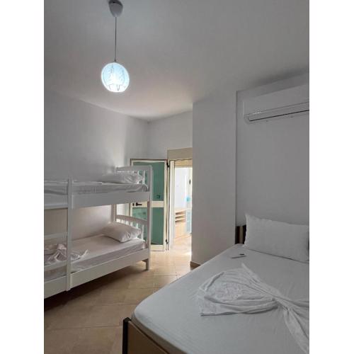 Beach Apartment Shkembi Kavajes near Praia Grande Durres