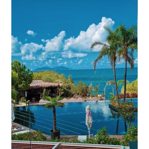 Beach Flat on Relaxing Residence