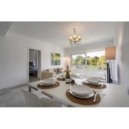 Beach Front apartment in Puerto Banus