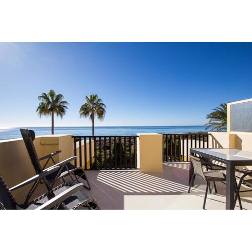 Beach front Studio in Elviria