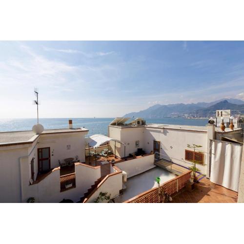 Beach Hotel 14Leoni b&b