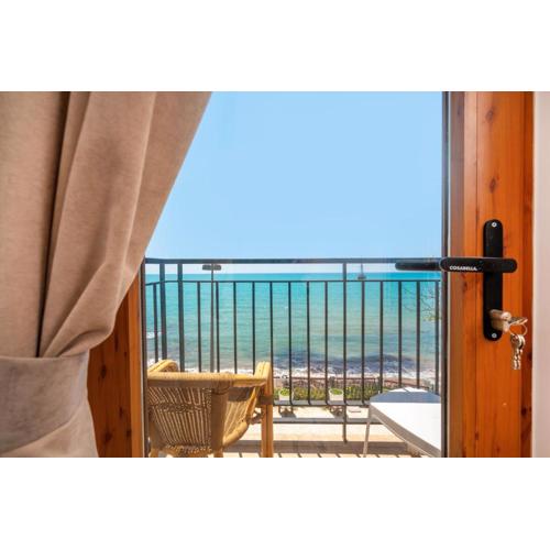 Beach House Hotel