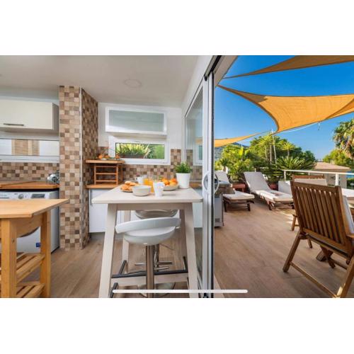 BEACH INN Apartment