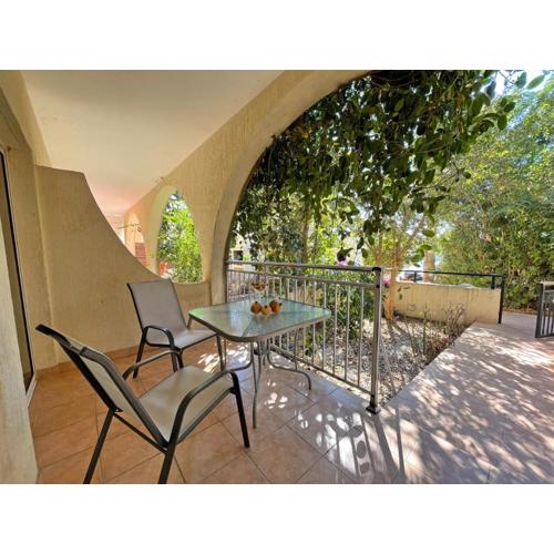 Beach Town House, Green Garden, 2 bedrooms, 2 bathrooms