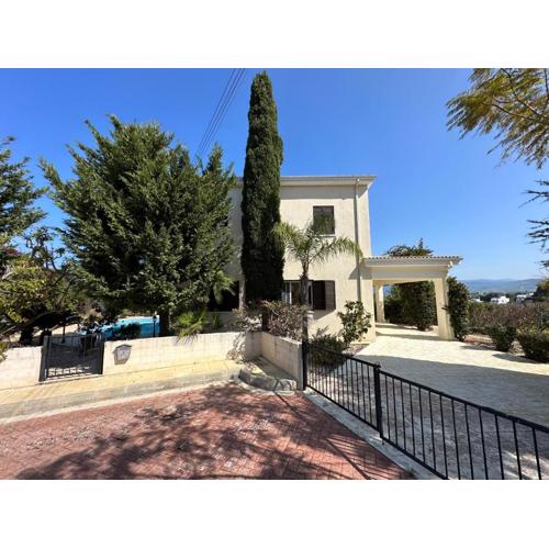 Beach villa Camelia