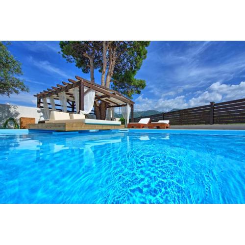 Beach Villa Christina by PosarelliVillas