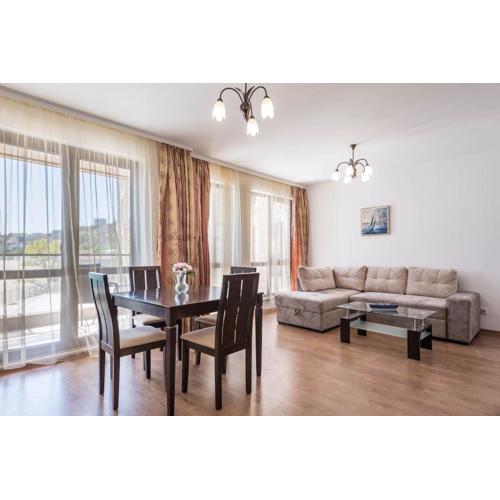 Beachfront 1BR Apt with Sea View, Cabacum Plaza, Kabakum Beach