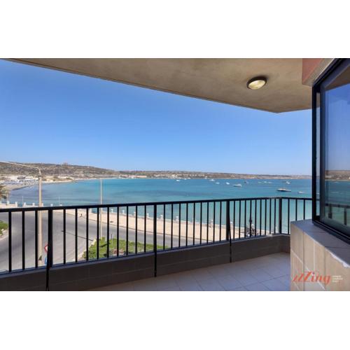Beachfront 2 Bedroom Holiday Home
