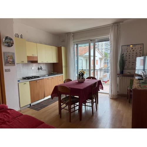 Beachfront apartment free park - Jesolo beach