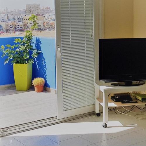Beachfront Apartment Las Canteras Beach La Puntilla Area