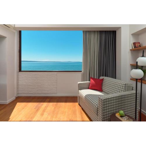 Beachfront Apartment Toma