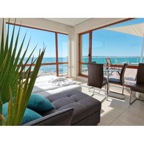 Beachfront Apartments by Marty\