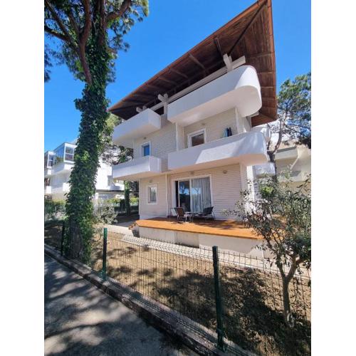Beachfront BLUE WAVE VILLA in Private Villa Resort Qerret, Albania