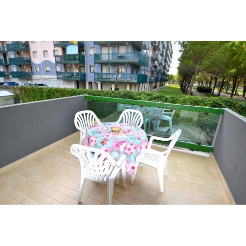 Beachfront cozy flat 1-bedroom with balcony