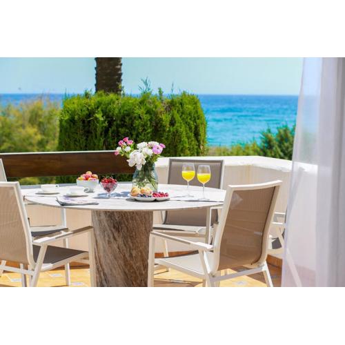 Beachfront luxury - Los Monteros Palm Beach