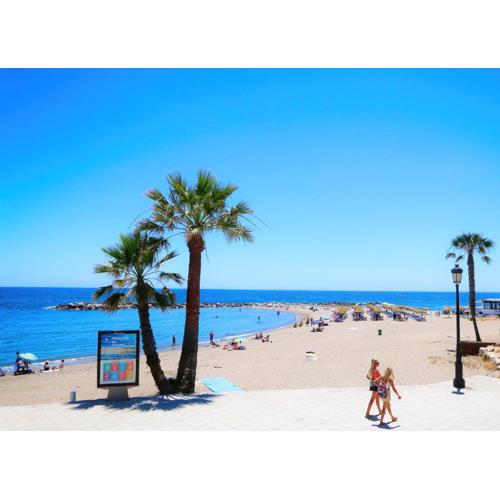 Beachfront Luxury Apartment, Puerto Banús, Marbella