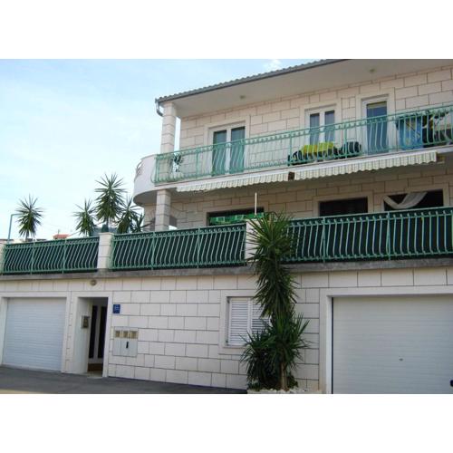 Beachfront Mastrinka Apartments with Sea View