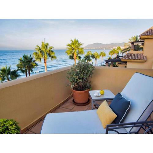 Beachfront penthouse Marbella, Rio Real Playa
