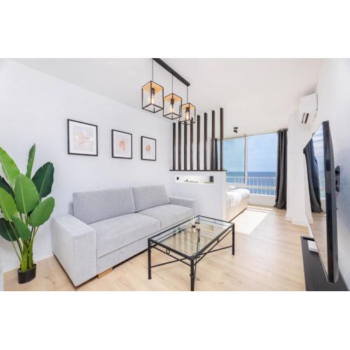 Beachfront PH Studio with amazing views RDR357
