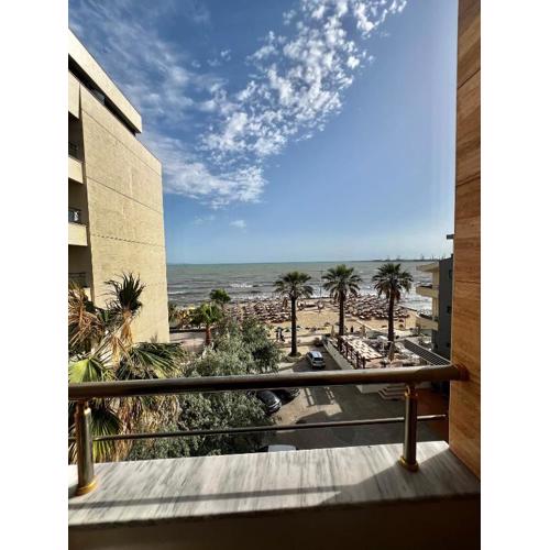 Beachfront Sea View Cozy Apartment 402