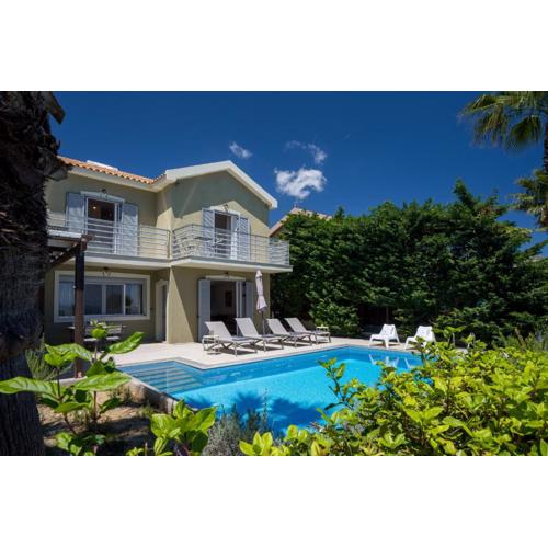 Beachfront Villa Alexandra