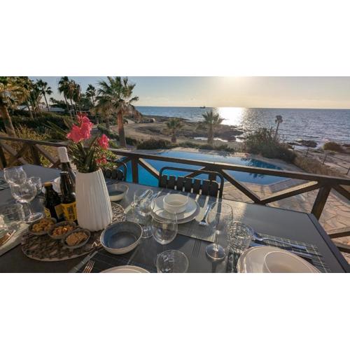 Beachfront Villa Galatea