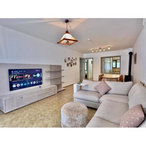 Beachside Bliss, Modern Stay 1 Min from the Sea in Sarımsaklı Ayvalik