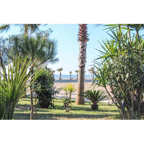 Beachside Living 662