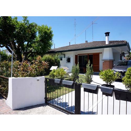 Beachside villa with private garden