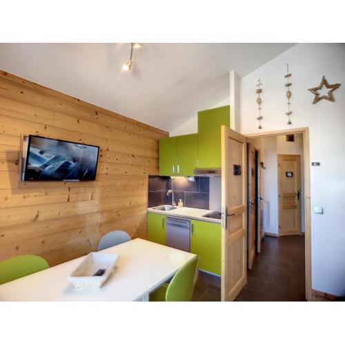 Beau 2P rénové 24m², ski aux pieds, balcon, parking, animaux admis - FR-1-178-357