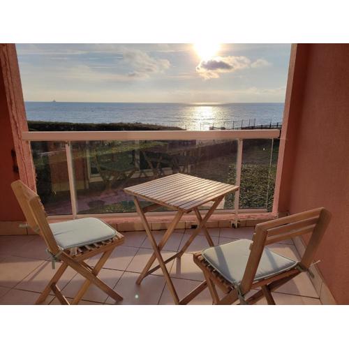 Beau T3 au calme, vue mer imprenable