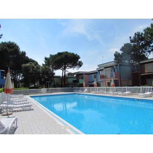 Beautiful and modern village with terraced houses and pool - Beach Place