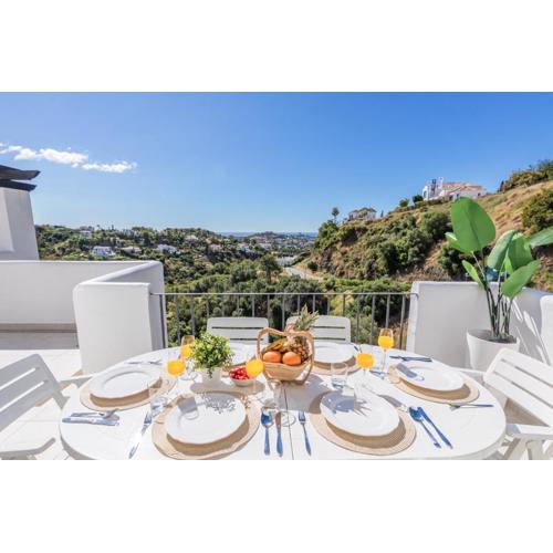 Beautiful Apartment Amazing Views and Pool