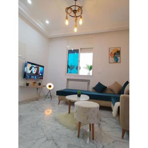Beautiful apartment in lac2 1 min away from Tunisia Mall