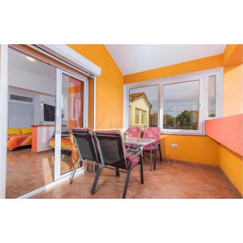 Beautiful Apartment In Pula With Wifi