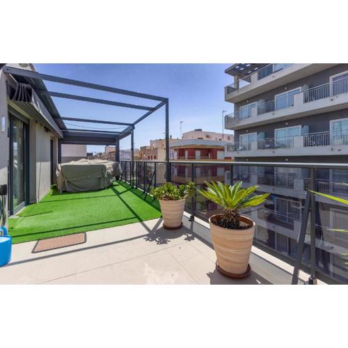 Beautiful Apartment In Torrevieja