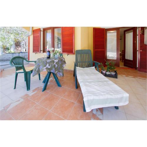 Beautiful Apartment In Vir With Wifi